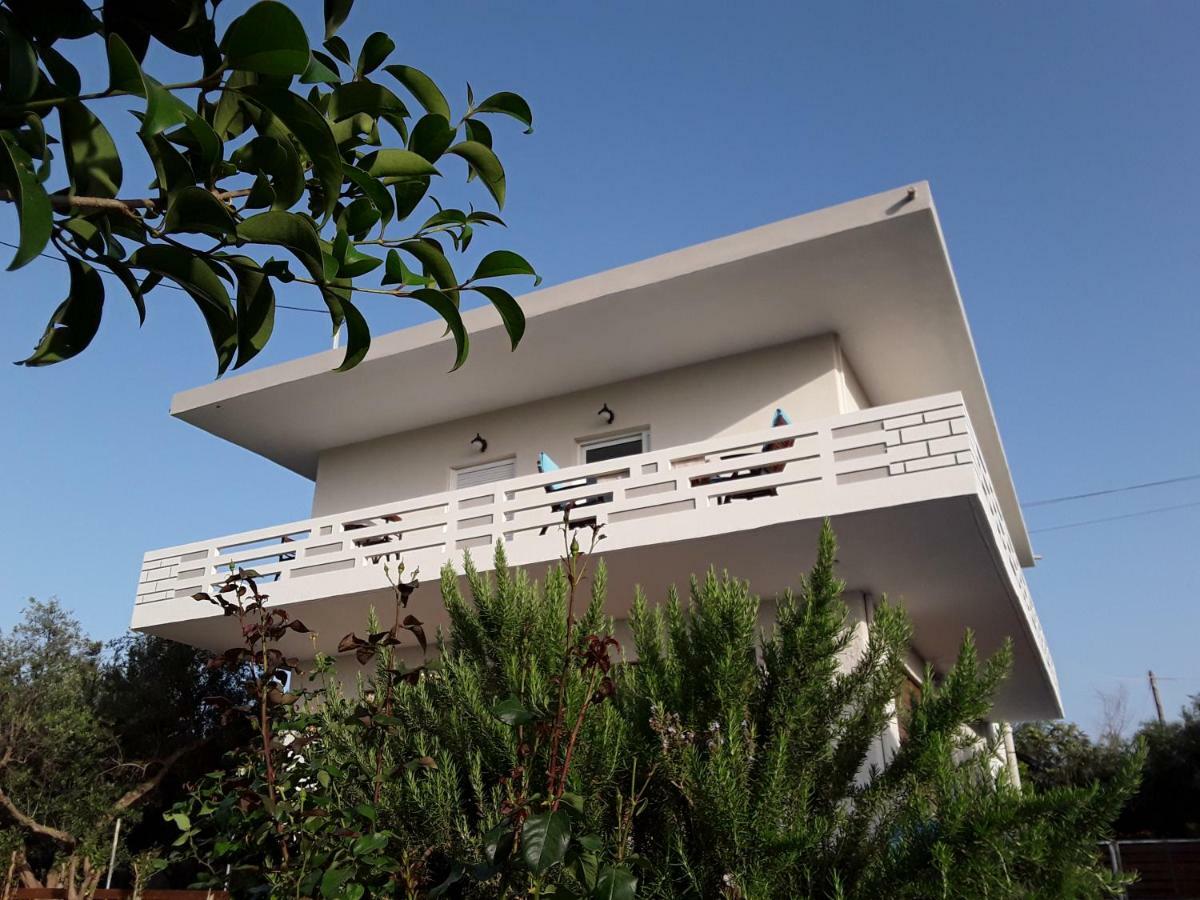 Marianos Apartments Kissamos Exterior photo